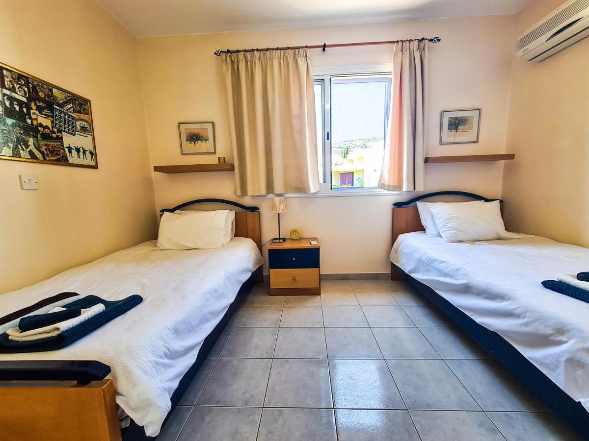 Serena Townhouse 佩亚 外观 照片
